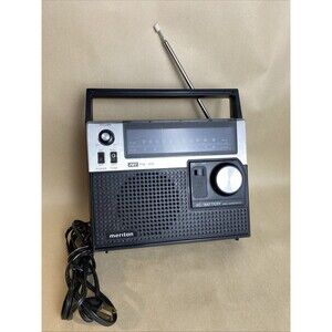 Rare Vintage Meriton AM/FM Radio‎ RP-60 portable radio AC/Battery Works
